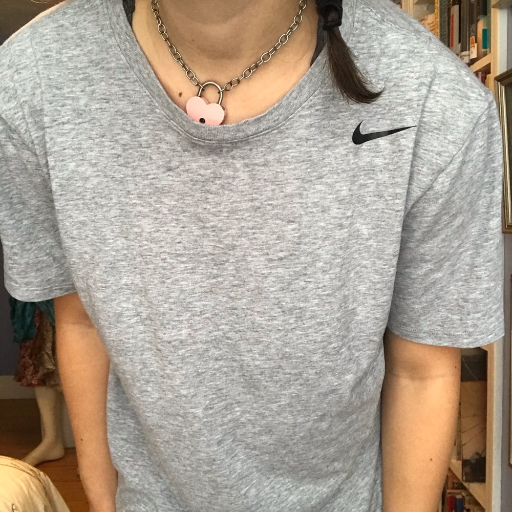 Basic Nike Shirt - image 4